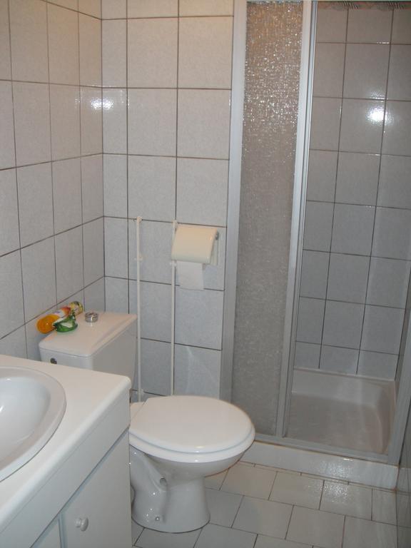 Chambres D'Hotes & Champagne Douard La Chapelle-Monthodon エクステリア 写真