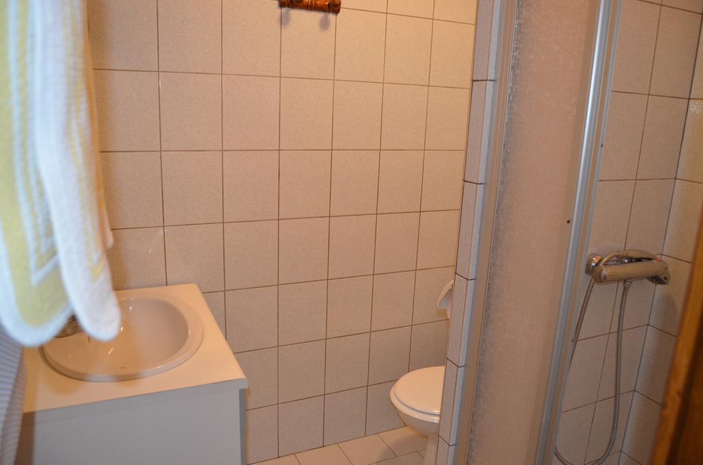 Chambres D'Hotes & Champagne Douard La Chapelle-Monthodon エクステリア 写真