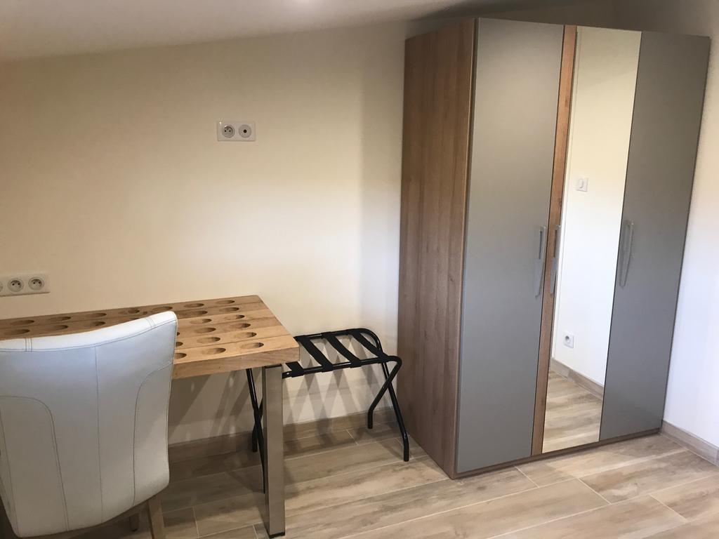 Chambres D'Hotes & Champagne Douard La Chapelle-Monthodon エクステリア 写真