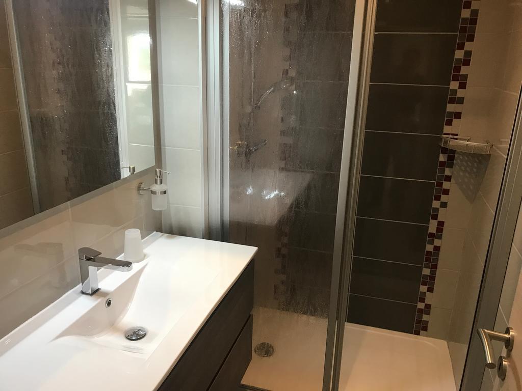 Chambres D'Hotes & Champagne Douard La Chapelle-Monthodon エクステリア 写真